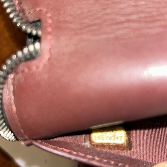 Authentic Chanel Black Zippy Wallet - Picture 14 of 16